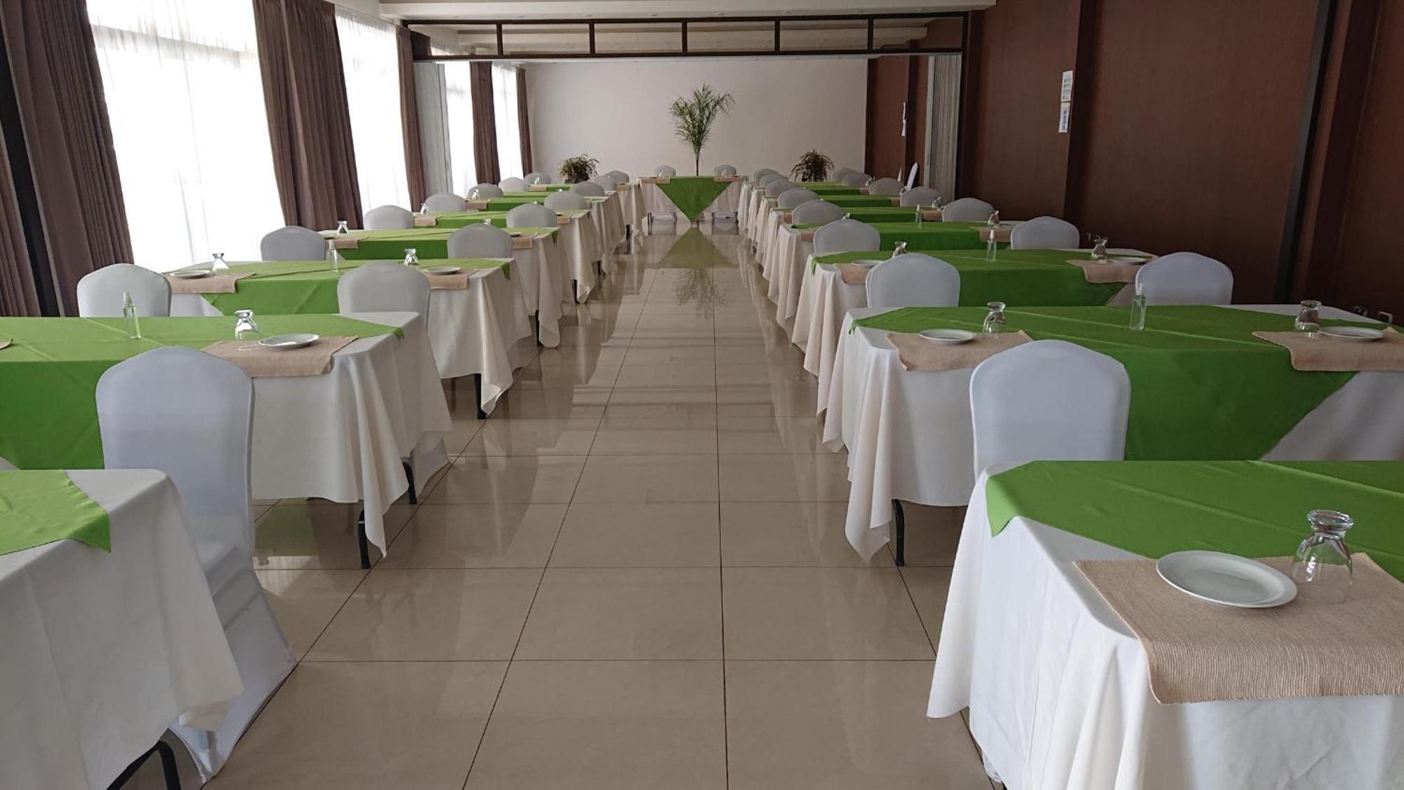 Hotel Y Restaurante El Guarco Cartago Buitenkant foto